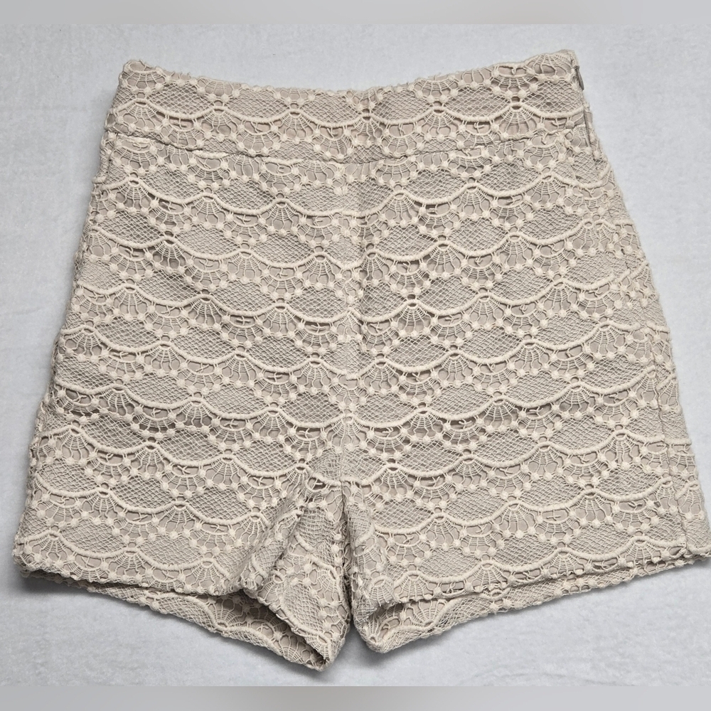 Express 0 Cotton High Waisted Rise Lace Shorts Oatmeal Color